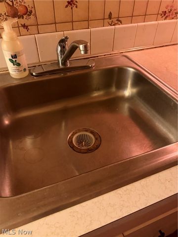 4179 Columbia Road, North Olmsted, OH 44070