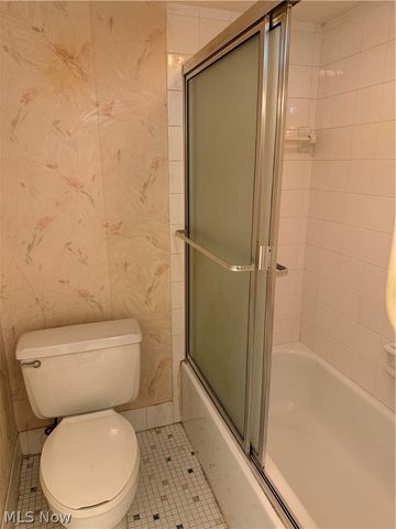 4179 Columbia Road, North Olmsted, OH 44070