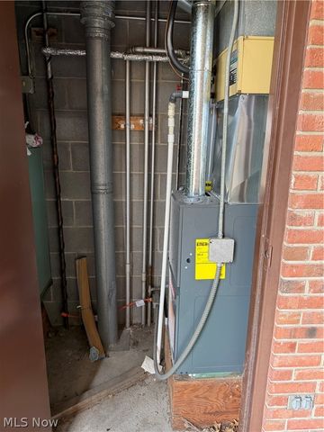 4179 Columbia Road, North Olmsted, OH 44070