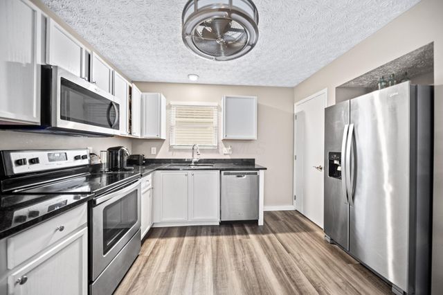 1392 Hepatica Street, Blacklick, OH 43004