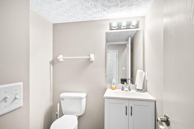 1392 Hepatica Street, Blacklick, OH 43004