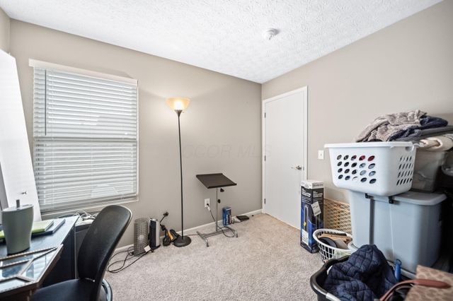 1392 Hepatica Street, Blacklick, OH 43004