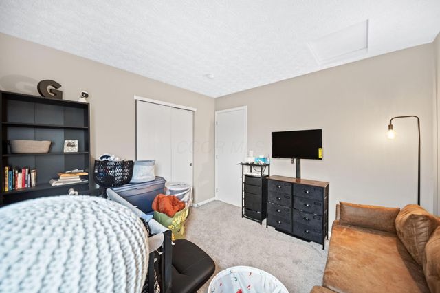 1392 Hepatica Street, Blacklick, OH 43004