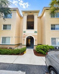 2457 Centergate Dr 203, Miramar, FL 33025