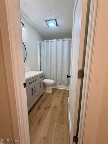 60 Canterbury Drive, Parkersburg, WV 26104