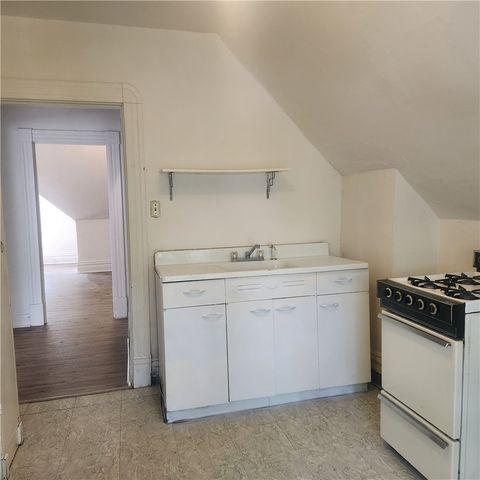 602 Mulberry 3, Wilkinsburg, PA 15221