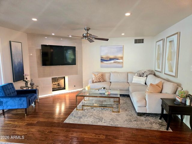 3536 E HAZELWOOD Street, Phoenix, AZ 85018