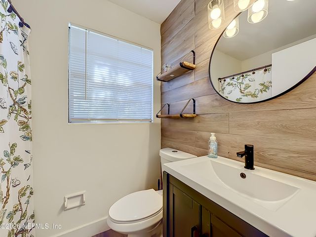 8146 LA MARNE Drive, Jacksonville, FL 32221