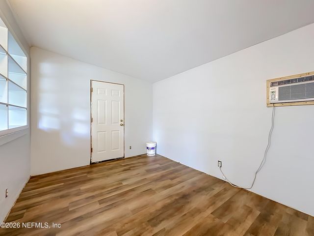 8146 LA MARNE Drive, Jacksonville, FL 32221