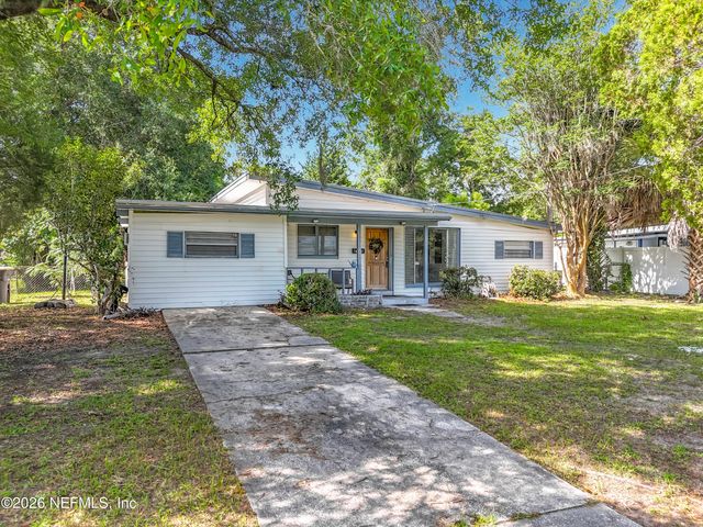 8146 LA MARNE Drive, Jacksonville, FL 32221