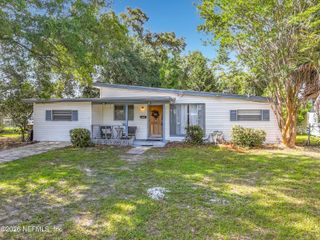 8146 LA MARNE Drive, Jacksonville, FL 32221