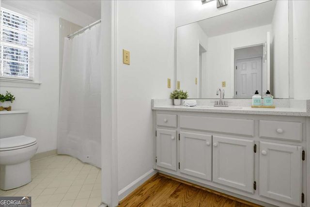 815 Kings Arms Way, Alpharetta, GA 30022