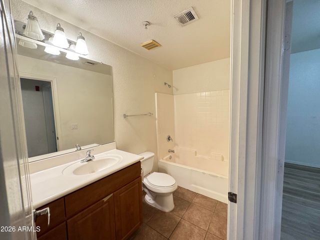 920 E DEVONSHIRE Avenue 2012, Phoenix, AZ 85014