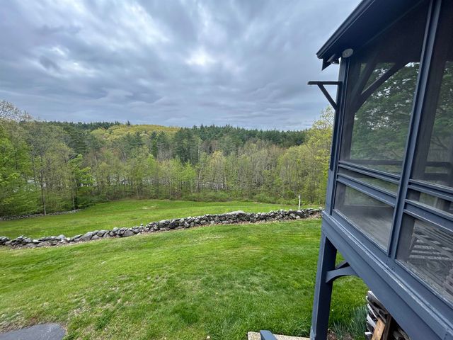 50 Moulton Ridge Road, Kensington, NH 03833