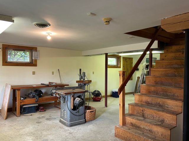 50 Moulton Ridge Road, Kensington, NH 03833