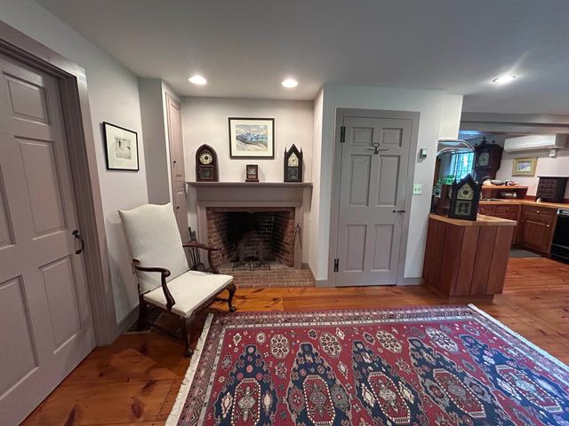 50 Moulton Ridge Road, Kensington, NH 03833