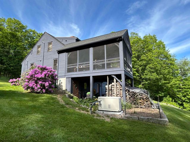 50 Moulton Ridge Road, Kensington, NH 03833