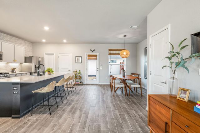 5400 Baythorne DR A, Austin, TX 78747