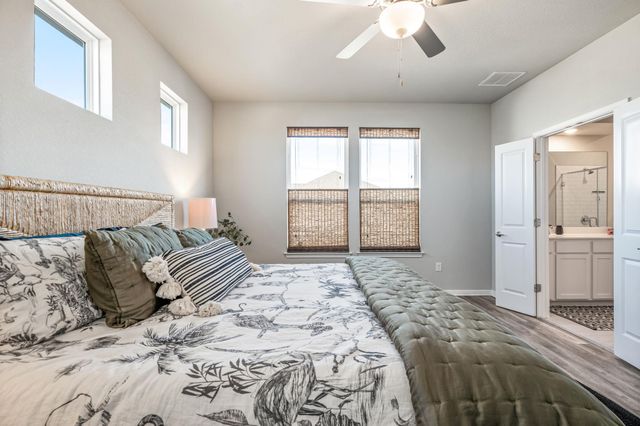 5400 Baythorne DR A, Austin, TX 78747