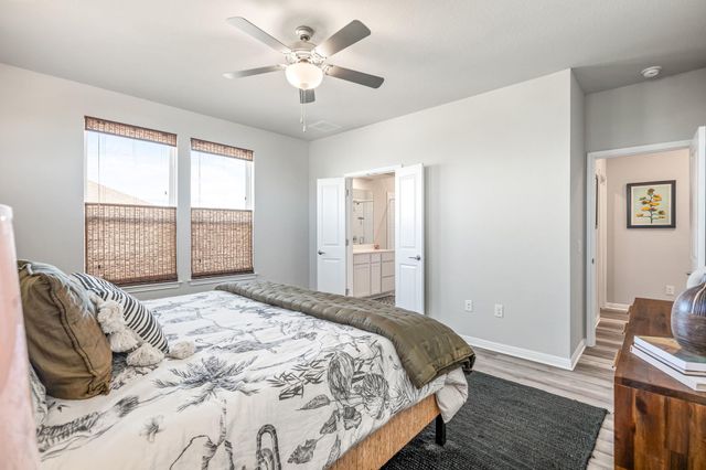 5400 Baythorne DR A, Austin, TX 78747