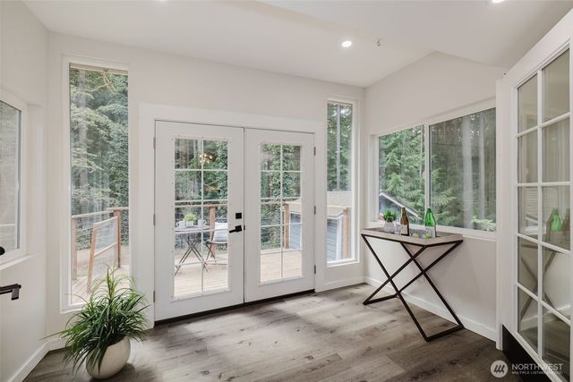 7685 NE Harbor View Drive, Poulsbo, WA 98370