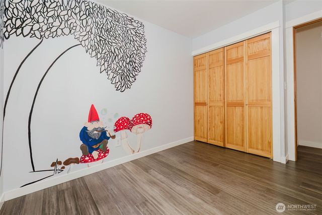 7685 NE Harbor View Drive, Poulsbo, WA 98370