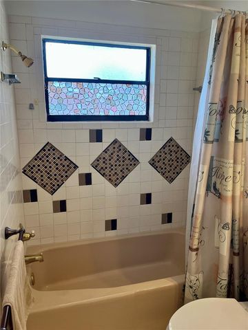 701 ROANOKE PLACE, Sebring, FL 33870