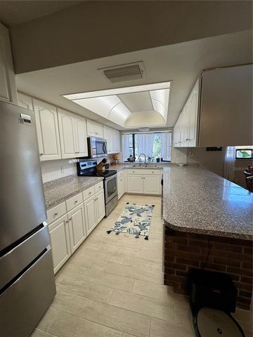 701 ROANOKE PLACE, Sebring, FL 33870