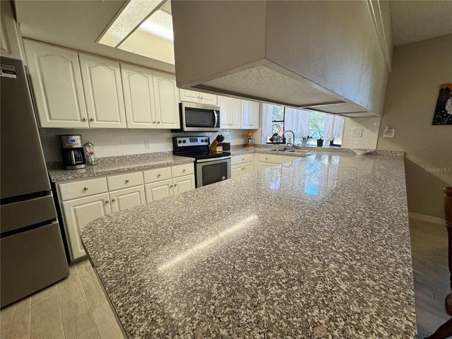 701 ROANOKE PLACE, Sebring, FL 33870