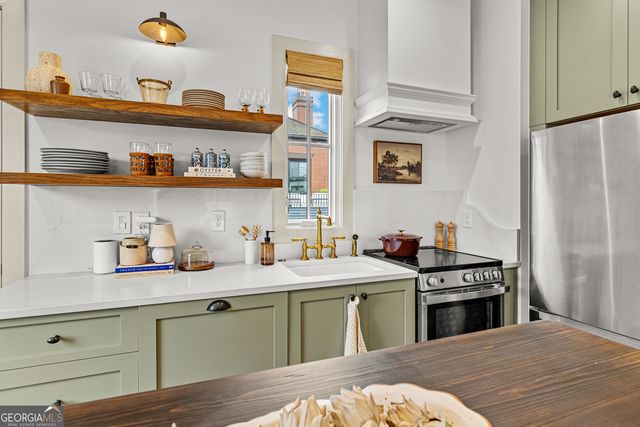 145 3rd Street, Fayetteville, GA 30214