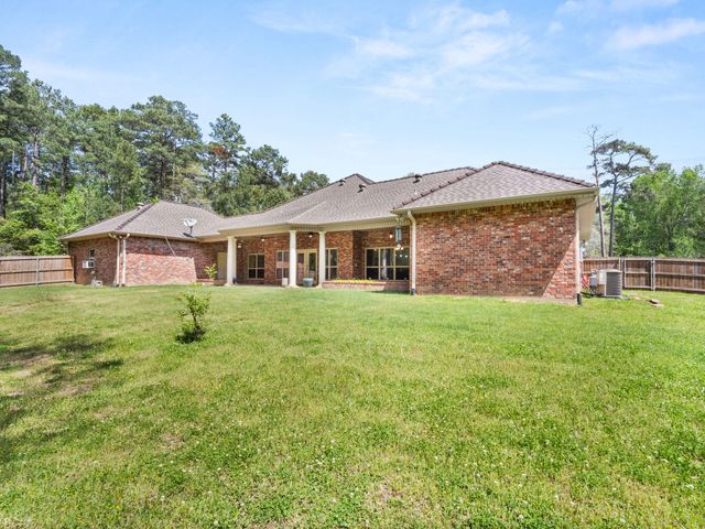 160 Fullerton Ext,, Leesville, LA 71446