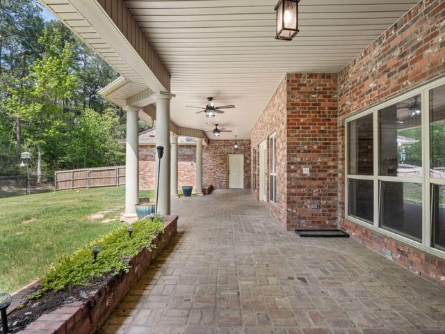 160 Fullerton Ext,, Leesville, LA 71446