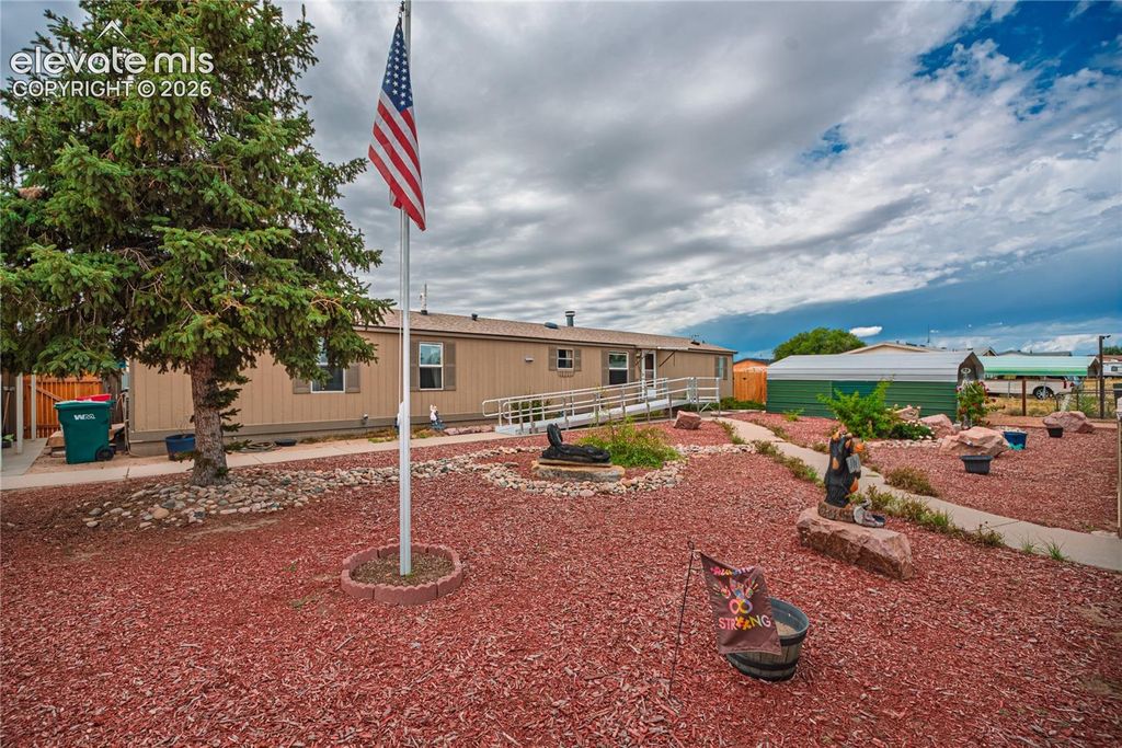 23735 Fleet Street, Colorado Springs, CO 80928 — photo 4
