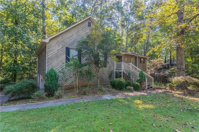 440 Julie Anne Way, Woodstock, GA 30188