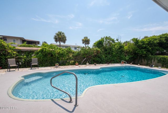 115 Gay Gayle Terrace, Daytona Beach, FL 32118