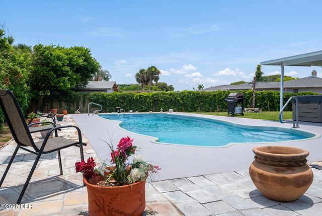 115 Gay Gayle Terrace, Daytona Beach, FL 32118