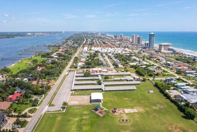 115 Gay Gayle Terrace, Daytona Beach, FL 32118