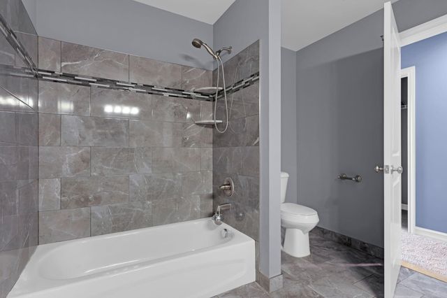 48484 Jefferson Avenue, New Baltimore, MI 48047