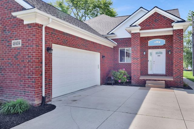 48484 Jefferson Avenue, New Baltimore, MI 48047