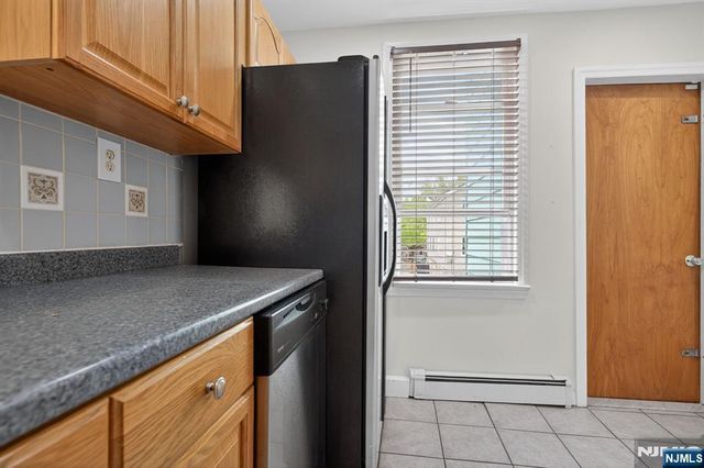 176 Boyd Avenue, Jersey City, NJ 07304