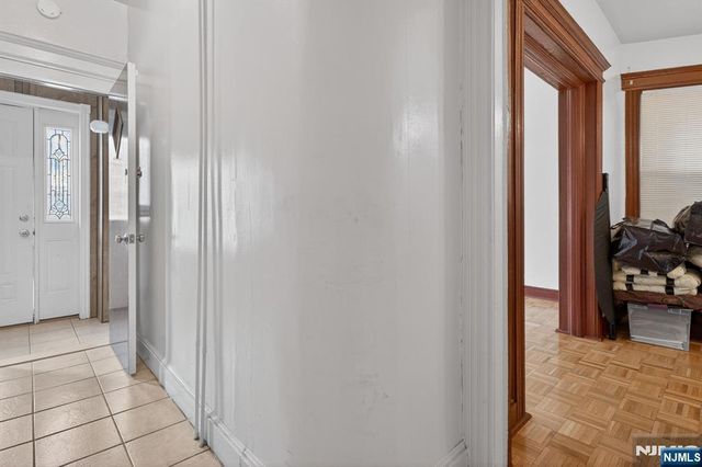 176 Boyd Avenue, Jersey City, NJ 07304