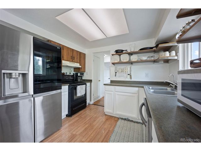7118 Metropolitan St, Colorado Springs, CO 80911