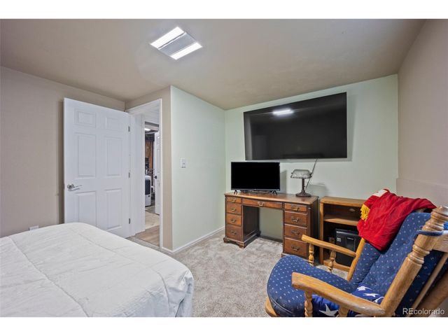 7118 Metropolitan St, Colorado Springs, CO 80911