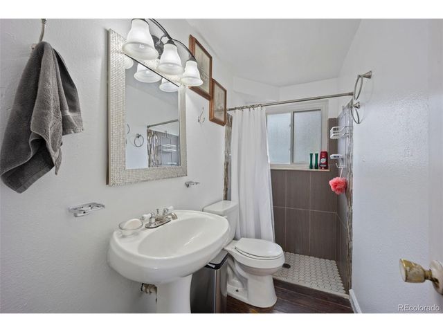 7118 Metropolitan St, Colorado Springs, CO 80911