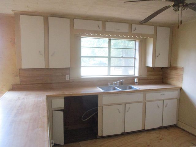 240 Cole Road, Rison, AR 71665