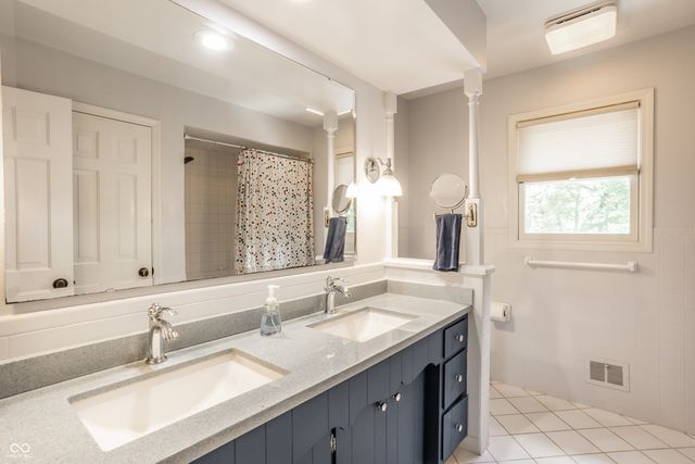 6405 Landborough North Drive, Indianapolis, IN 46220