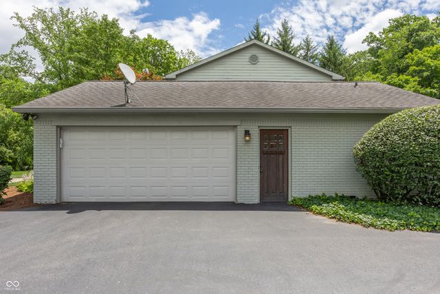 6405 Landborough North Drive, Indianapolis, IN 46220
