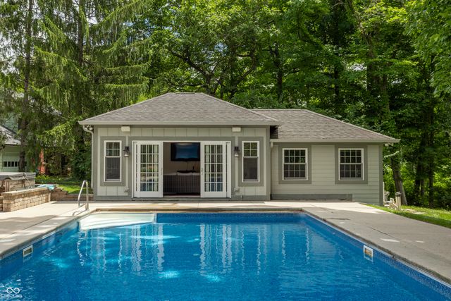 6405 Landborough North Drive, Indianapolis, IN 46220