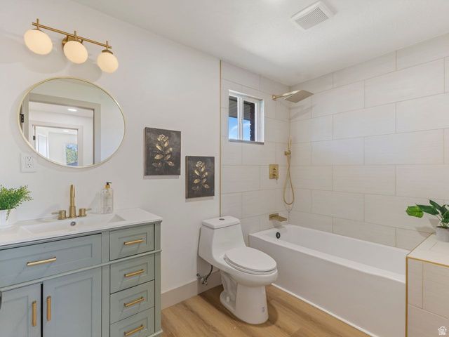 2068 W 5950 S, Roy, UT 84067