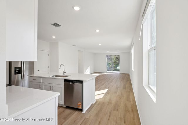 7496 MIA VINE Drive, Brooksville, FL 34601